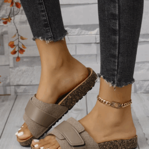Women's Fashion Slippers Waterproof Non-Slip Thick Sole Wear-Resistant Soft Sole Comfortable Home Outdoor Daily Slip-On Slippers - Image 5