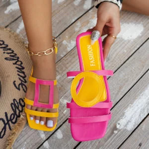 Women Flat Slippers Summer New Outdoor Shoes Non-slip Casual Slippers Women Plus Size Fashion Luxury Sandals Home Slides Women - Image 1