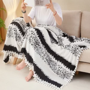 Spring Autumn Comfortable Flannel Blanket Soft High Quality Milk Fleece Sofa Blankets Skin Friendly Jacquard Nap Blanket Shawl - Image 4