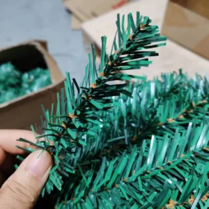 150-210cm Reusable PVC Artificial Christmas Tree | Xmas Pine Tree for New Year's Eve Decorations - Image 4