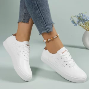 Low cut white sports shoes for women, lightweight sports shoes, comfortable and breathable for all seasons, casual shoes - Image 1