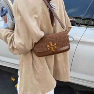 Fashion Designer Luxury Bag Women's Versatile Paris Fashion Single Shoulder Diagonal Cross Armpit Bag Portable Small Square Bag - Image 4