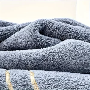 3pcs Ultra-Soft Coral Bath Towel Set - Quick-Dry Luxury Spa & Gym Towels, Large Bath Sheets , Lightweight & Highly Absorbent - Image 2