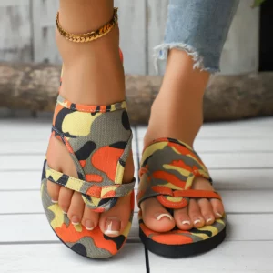Summer New Women's Camouflage Sandals, Flat Flip-Flops, Casual Beach Shoes, European and American Style Large Size Comfortable Women's Shoes - Image 1