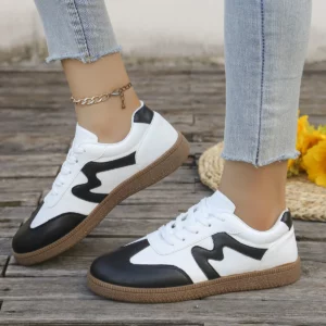 Ladies' classic black fashionable sports shoes, comfortable all season low cut lace up shoes, ladies' casual shoes - Image 5