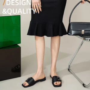2025 Designer Low Heels Flats Slippers Women Metal Buckle Shoes Ladies Open Toe Flipflops Casual Slip On Slides Femmes Sandalias - Image 4