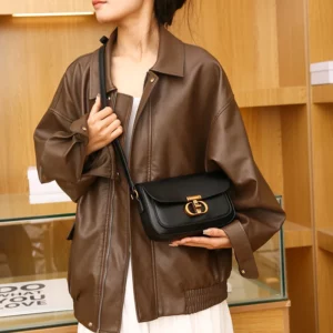 Luxury Metal Buckle Chain Strap Shoulder Bag for Women Vintage Style Faux Leather Crossbody Bag Fashionable Designer Handbag - Image 2