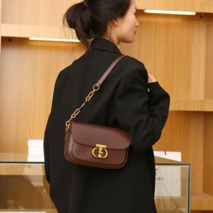 Luxury Metal Buckle Chain Strap Shoulder Bag for Women Vintage Style Faux Leather Crossbody Bag Fashionable Designer Handbag - Image 3