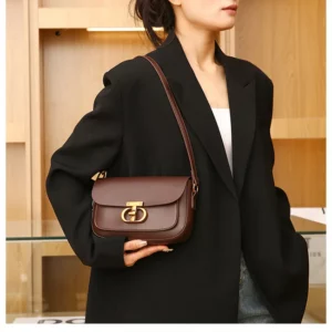Luxury Metal Buckle Chain Strap Shoulder Bag for Women Vintage Style Faux Leather Crossbody Bag Fashionable Designer Handbag - Image 5