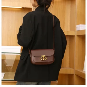 Luxury Metal Buckle Chain Strap Shoulder Bag for Women Vintage Style Faux Leather Crossbody Bag Fashionable Designer Handbag - Image 7