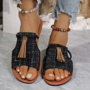 Women's Casual Beach Holiday Slippers 2025 Summer New Fashion Fringe Outdoor Flat Shoes Open Toe Sandals Zapatos De Mujer Slides - Image 3