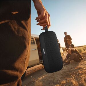 BOSE SoundLink Flex Portable Bluetooth Speaker (2nd Gen), Portable Outdoor Speaker with Hi-Fi Audio, Up to 12 Hours Battery Life, Waterproof and Dustproof Black - Image 3
