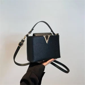 Luxury Women's Tote Bag, Chic V Shaped Stylish Pu Leather Bucket Bag, Top Cover Handbag Women Shoulder Crossbody Bags for Woman - Image 1