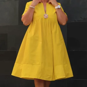 Women Plus Size Loose Dress Short Sleeve Round Neck Pleated A-line Solid Casual Vintage High Street Fashion Summer Dresses - Image 2