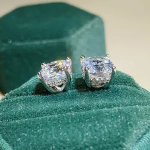 Huitan Women Crystal Cubic Zirconia Stud Earrings High-quality Fashion Versatile Female Everyday Earrings Temperament Jewelry - Image 2