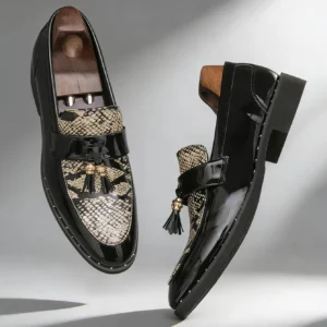 Fashion Men's Business Formal Slip-On Loafers Pointed Toe Patent Leather Shoes Shiny Tassel & Snake Print, Suitable Office Party - Image 3