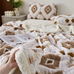 Autumn Winter Warmth Skin Friendly Artificial Lambswool Blanket Keep Warm Comfortable Jacquard Queen King Size Blanket Comforter - Image 4