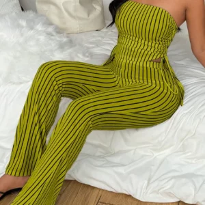 2025 Fashion Comfortable Versatile Best-Selling Women's Strapless Ruched Top + Pants Set - Image 2