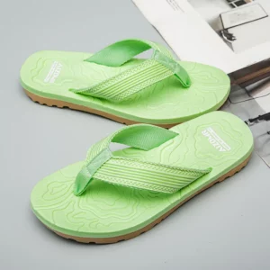 New summer anti-slip, wear-resistant, casual and versatile women's flip-flops for outdoor beach outings - Image 2