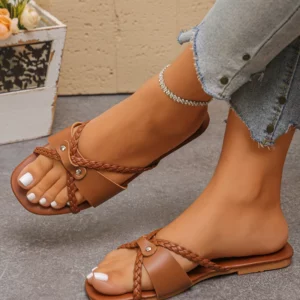 2025 Summer New Comfortable Flat Sandals Fashion Design Roman Style Casual Sandals - Image 5
