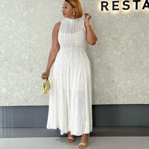 2025 Autumn New Women's Temperament Design Sense Round Neck Sleeveless Slim Lace White Dress - Image 2