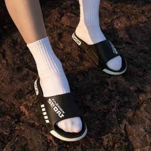 Big Size 48-49 Men Slippers Summer Flat Sole Home Slippers For Women Man Open Toe Trend Slides Couple Light Beach Shoes Sandals - Image 2