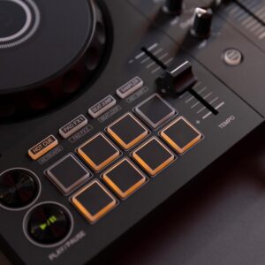 Pioneer DJ DDJ-FLX4 2-deck Rekordbox and Serato DJ Controller - Graphite - Image 4
