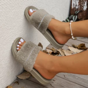 Women's cute and fashionable summer non-slip plush slippers with rhinestone decoration, casual and comfortable indoor slippers - Image 3