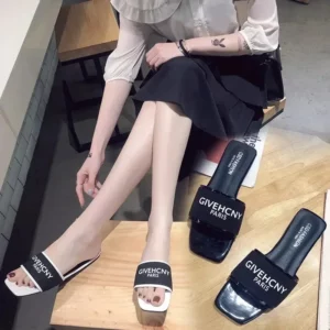 Women's Slippers Brand Summer Sandals 2025 Outdoor Fashion Women's Slippers Casual Party Beach flip-flops Beach Slippers - Image 3