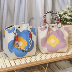 This multi-color knitted retro bucket handbag is simple and color-blocked, versatile and easy to carry with you - Image 2