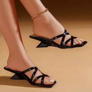 Women's summer high-heeled shoes silver small size sandals Roman shoes elegant small low heels thick and thin - Image 4