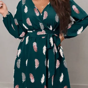 Plus Size Dark Green Feather Print V-Neck Dress, Belted Waist Lantern Sleeve Elegant Mini Dress - Image 5
