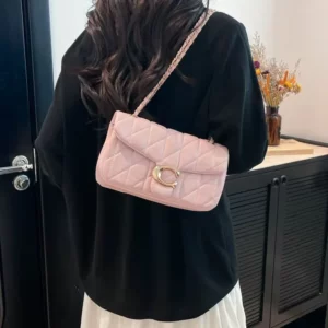 2026 New Women's Pink Quilted Shoulder Bag, C-shaped Metal Buckle Chain Crossbody Purse, Fashion Flap Handbag for Ladies - Image 4