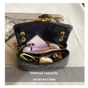 2026 New Women's Pink Quilted Shoulder Bag, C-shaped Metal Buckle Chain Crossbody Purse, Fashion Flap Handbag for Ladies - Image 5