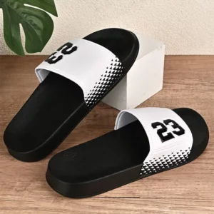 2026 Summer Sandals Women Men Fashion slippers Beach Sandals For Soft Light Slipper Anti-slip High Quality Casual Bedroom shoes - Image 4