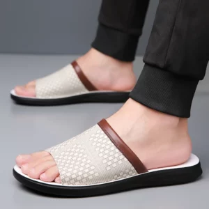 Men's Summer Fashion Comfortable Beach Shoes Outdoor Wear-Resistant Anti-Slip Sandals for Casual Beach Life-1105 - Image 2