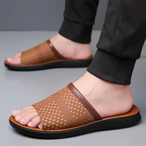 Men's Summer Fashion Comfortable Beach Shoes Outdoor Wear-Resistant Anti-Slip Sandals for Casual Beach Life-1105 - Image 4