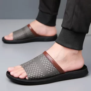 Men's Summer Fashion Comfortable Beach Shoes Outdoor Wear-Resistant Anti-Slip Sandals for Casual Beach Life-1105 - Image 6