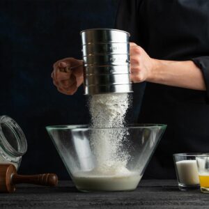 Flour Sifter for Baking, Stainless Steel 3 Cup Flour Sifter with Rotary Hand Crank, Fine Mesh and Agitator Flour Duster, Esvopa - Image 3