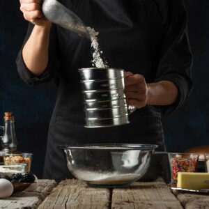 Flour Sifter for Baking, Stainless Steel 3 Cup Flour Sifter with Rotary Hand Crank, Fine Mesh and Agitator Flour Duster, Esvopa - Image 5