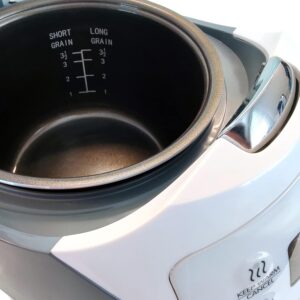 Yum Asia Panda Mini Rice Cooker With Ninja Ceramic Bowl and Advanced Fuzzy Logic (3.5 cup, 0.63 litre) 4 Rice Cooking Functions, 4 Multicooker functions, Digital LED display - 120V - Image 6