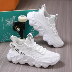 Men's Large Size Outdoor Hiking And Running Shoes Comfortable Casual Versatile Fashionable Sports Shoes for Couples Training - Image 3