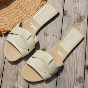 2026 New Fashion Luxury Designer Women's Sandals Woven Comfortable Women's Sandals Casual Summer Flat Women's Slippers Big Size - Image 4