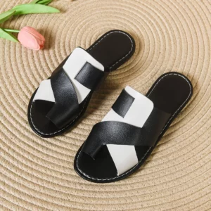 2026 New Ladies' Flat Sandals, Color Blocked Toe Sandals, Casual Summer Outdoor Sandals - Image 5