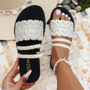 PXASXR Women's Flat Sandals Heart Rhinestone And Woven Strap Design Summer Outdoor Casual Vacation Beach Slippers - Image 9