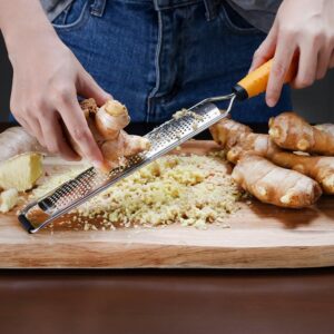 Deiss PRO Citrus Lemon Zester & Cheese Grater — Parmesan Cheese, Lemon, Ginger, Garlic, Nutmeg, Chocolate, Vegetables, Fruits - Razor-Sharp Stainless Steel Blade + Protect Cover - Dishwasher Safe - Image 7