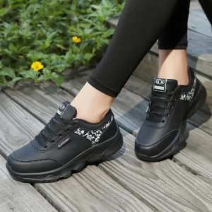Women's Lightweight Lace-Up Casual Running Shoes, All Season Sneakers for Students Work Travel Outdoor Sports - Image 2